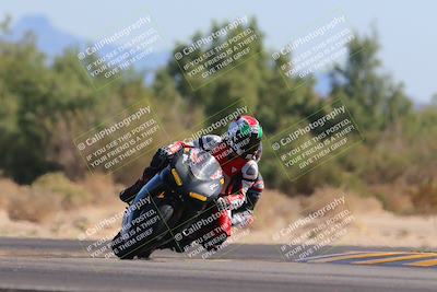 media/Nov-06-2022-SoCal Trackdays (Sun) [[208d2ccc26]]/Turn 7 Set 2 (1050am)/